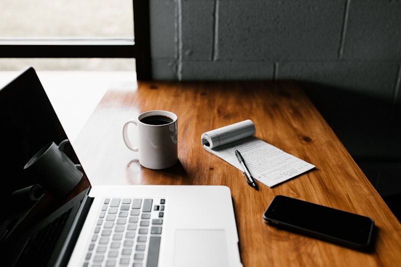 Do You Have to Pay Taxes on AI Side Hustle Income? What You Owe in 2026, and How Much to Set Aside